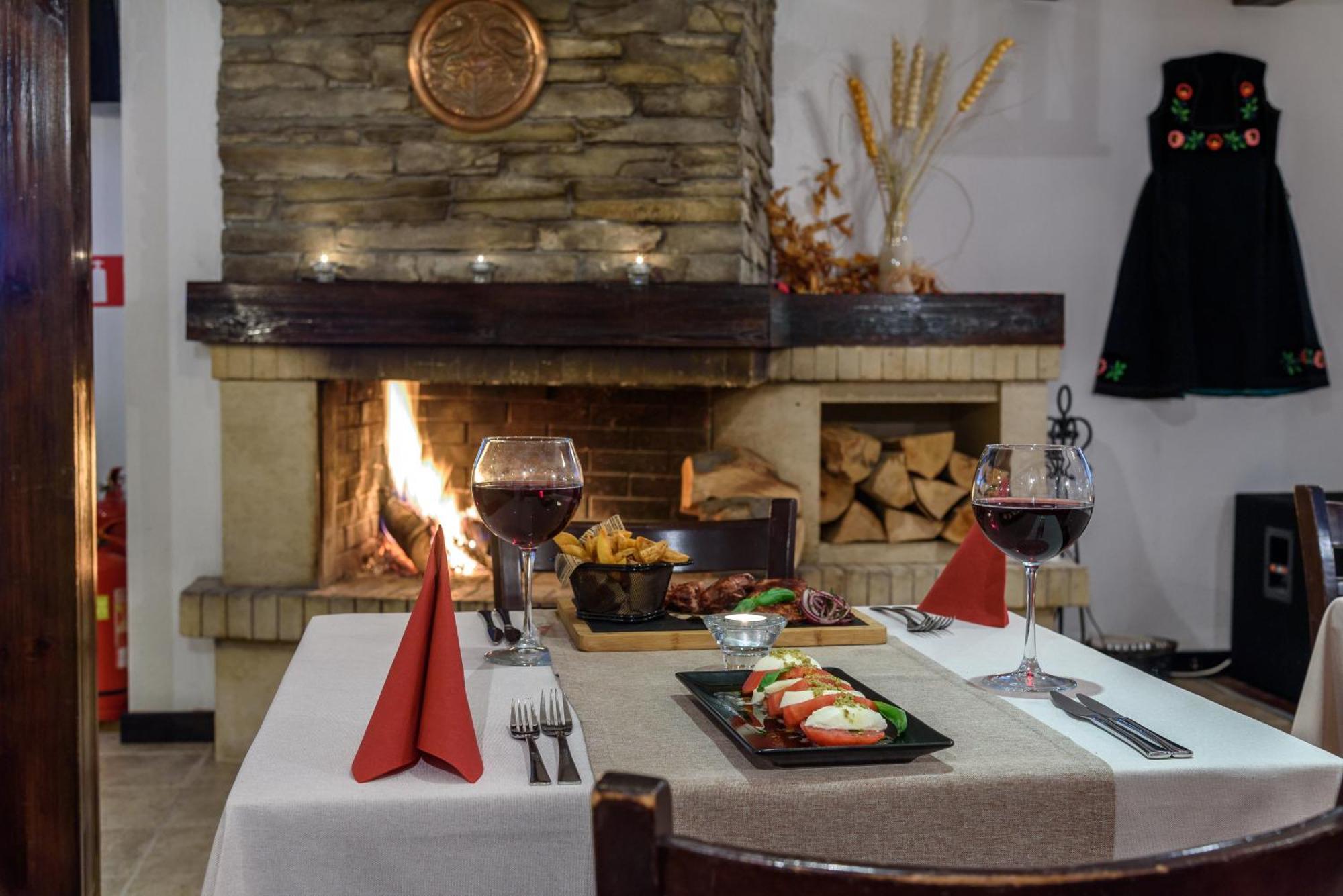 Lion Hotel Borovets Eksteriør billede