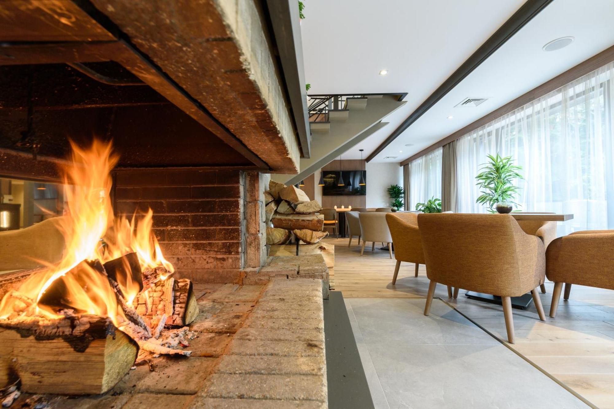 Lion Hotel Borovets Eksteriør billede