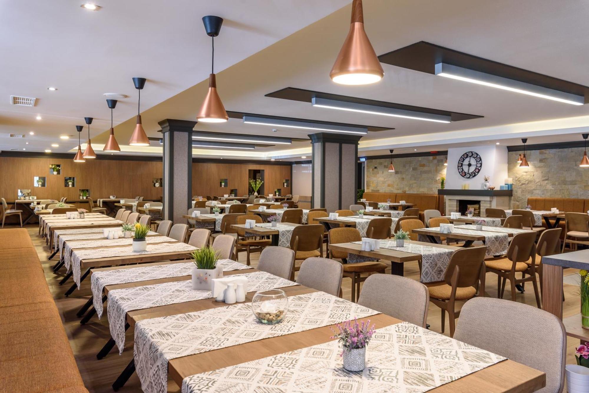 Lion Hotel Borovets Eksteriør billede