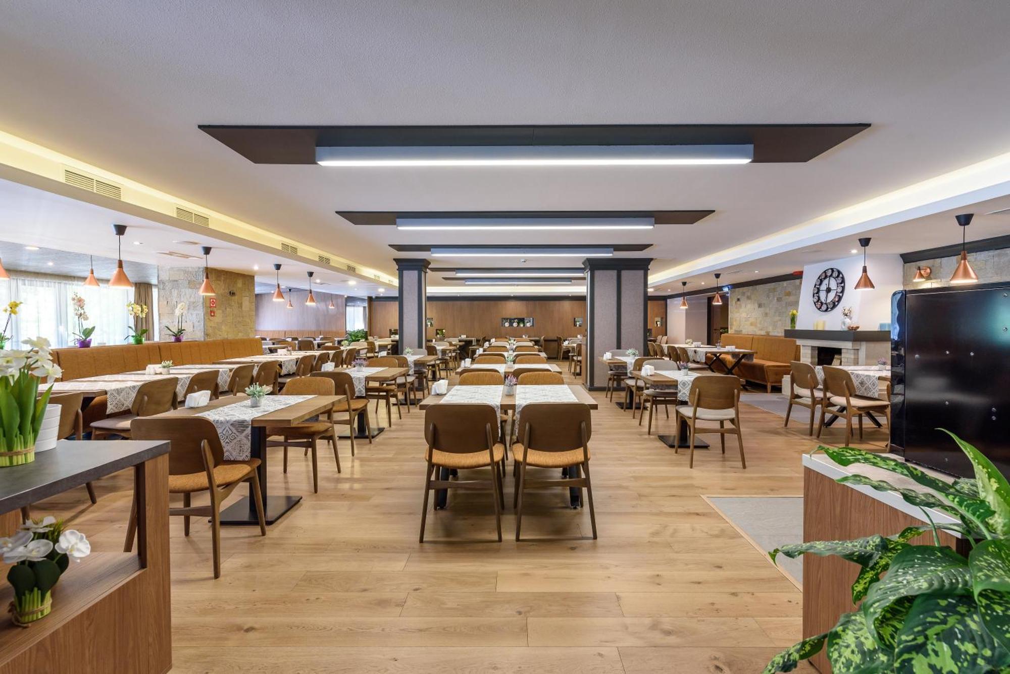 Lion Hotel Borovets Eksteriør billede